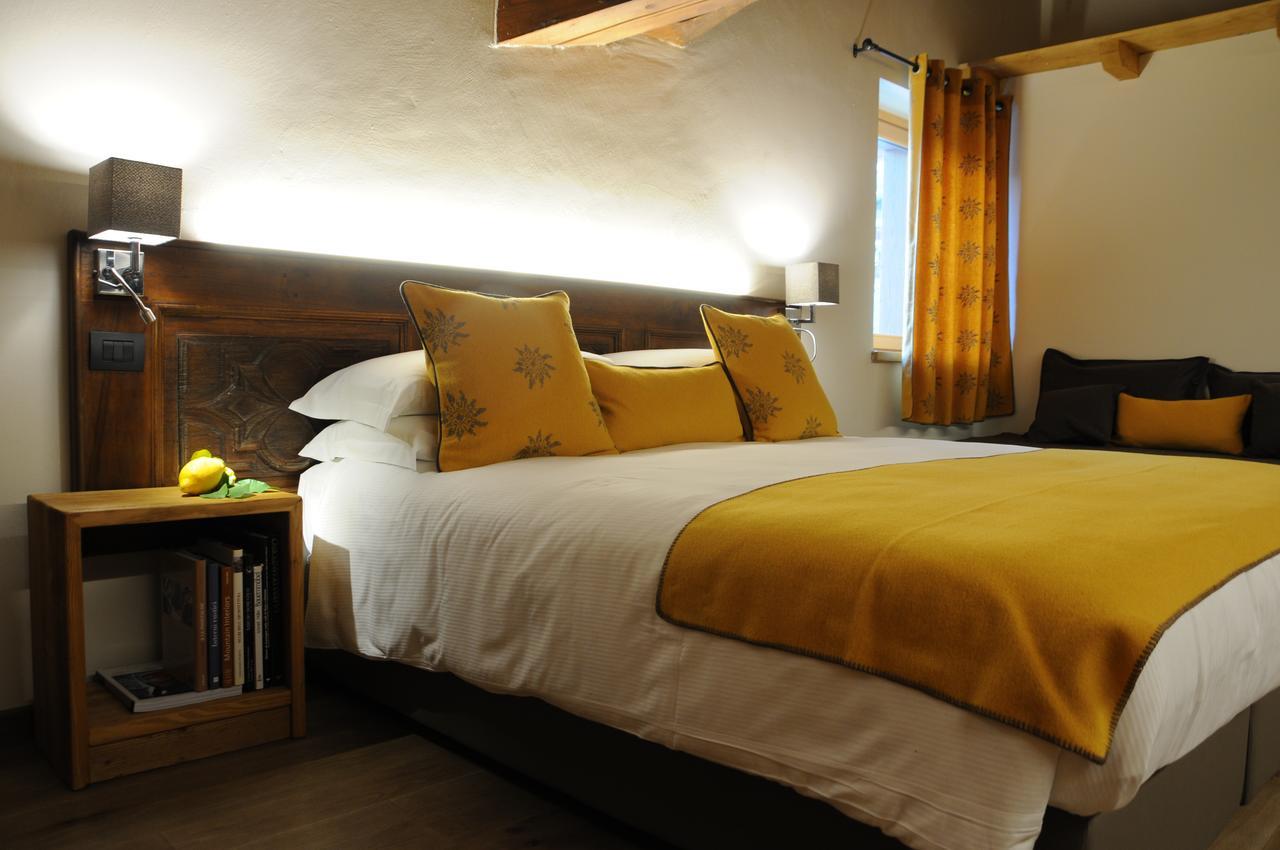 L'Abri Des Amis Hotel Courmayeur Exterior photo